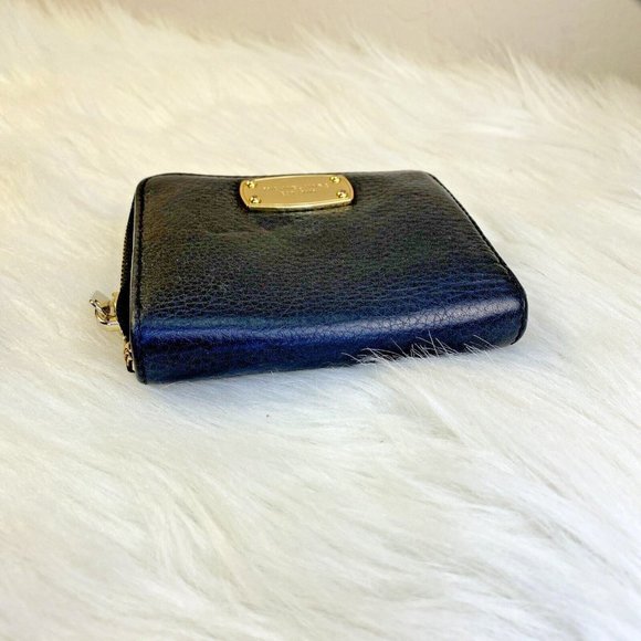 Michael Kors Small Black Saffiano Leather Continental Travel Zip Around Wallet - Picture 11 of 14